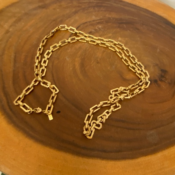 Monet Rectangle Links Long Layering Necklace - Picture 7 of 8